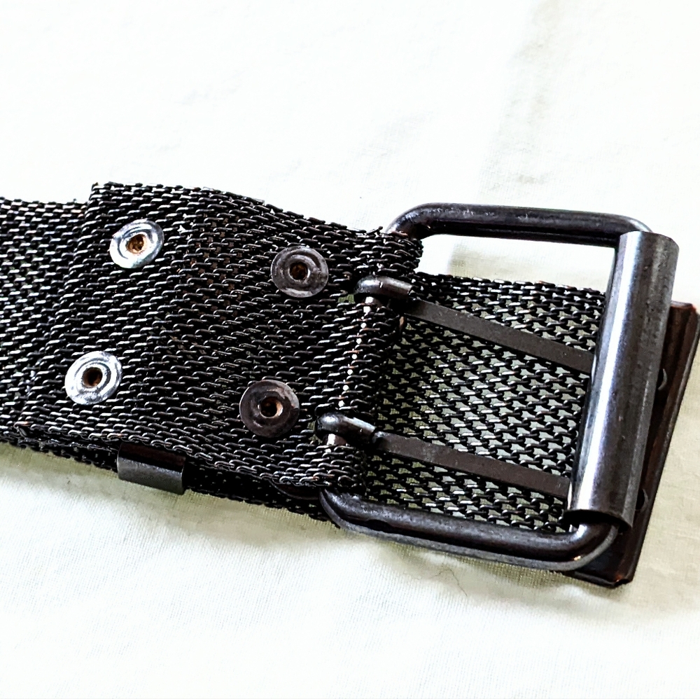 Silver Metallic, Moto, Unisex, Adjustable Belt from London. W 42", H 1.5" HP! - Picture 3 of 7